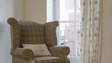 Flat-screen TV, DVD player