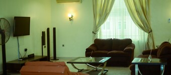 Montrose Apartment Asaba