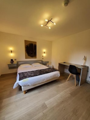 Comfort Double Room | Free WiFi