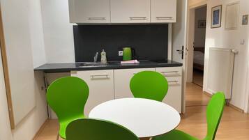 Studio | Eigene Küche | Hochstuhl