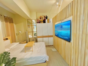 1 bedroom, free WiFi, bed sheets