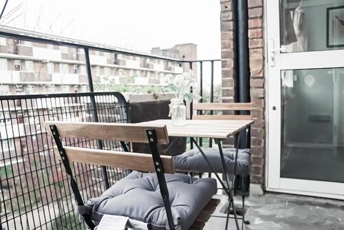 Modern Comforts in the Heart of London – Spacious 3-Bedroom Flat