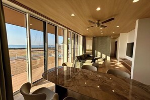 Dining - July 12, 2025 OPEN☆ MaR awajishima luxury Beach resort, a villa with a private beach on the east coast of Awaji Island. (awajishi)