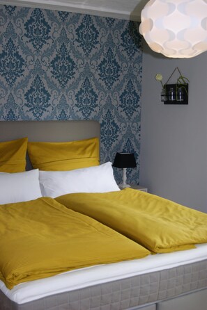 1 bedroom, travel cot, free WiFi - Cheese room - thatched roof house, garden, sauna, close to the beach (Galmsbüll)