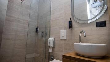 Snyrtivörur án endurgjalds, salernispappír