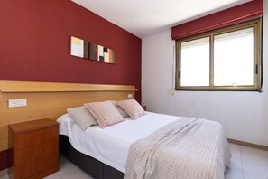 1 makuuhuone, silitysrauta/-lauta, Wi-Fi, vuodevaatteet