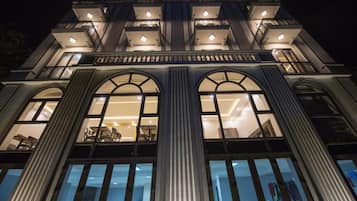 Mặt tiền nơi lưu trú