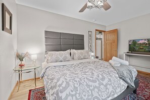 3 Schlafzimmer, Bügeleisen/Bügelbrett, Reisekinderbett, kostenloses WLAN