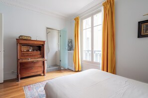 2 chambres, bureau, Wi-Fi, draps fournis