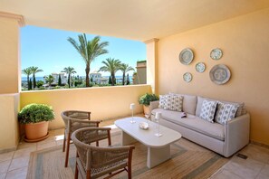 Apartment (2 Bedrooms) | Terrace/patio