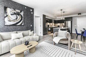 スマートテレビ、PC モニター