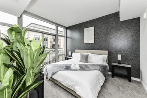 2 bedrooms, iron/ironing board, travel crib, free WiFi