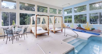 Wembley Place Estate/Indoor Pool/Hot Tub/Game Room