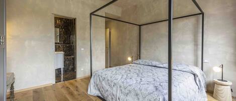 3 室のベッドルーム、アイロン / アイロン台