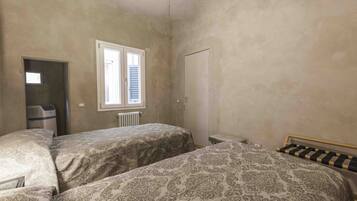 2 bedrooms, iron/ironing board