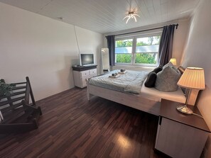 Imagen sin descripción, 4 de 37, botón