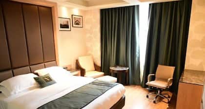 V Hotel
