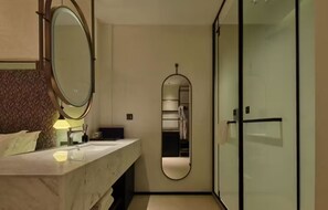 Einzelzimmer | Badezimmer