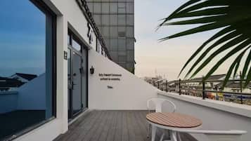 Luxury Studio Suite | Free WiFi