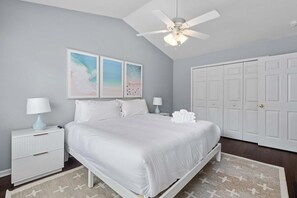 2 bedrooms, iron/ironing board, Internet, bed sheets