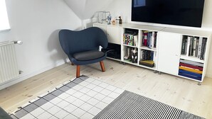 Living area - Delightful two-bedroom flat with balcony in Funky Nørrebro (København)