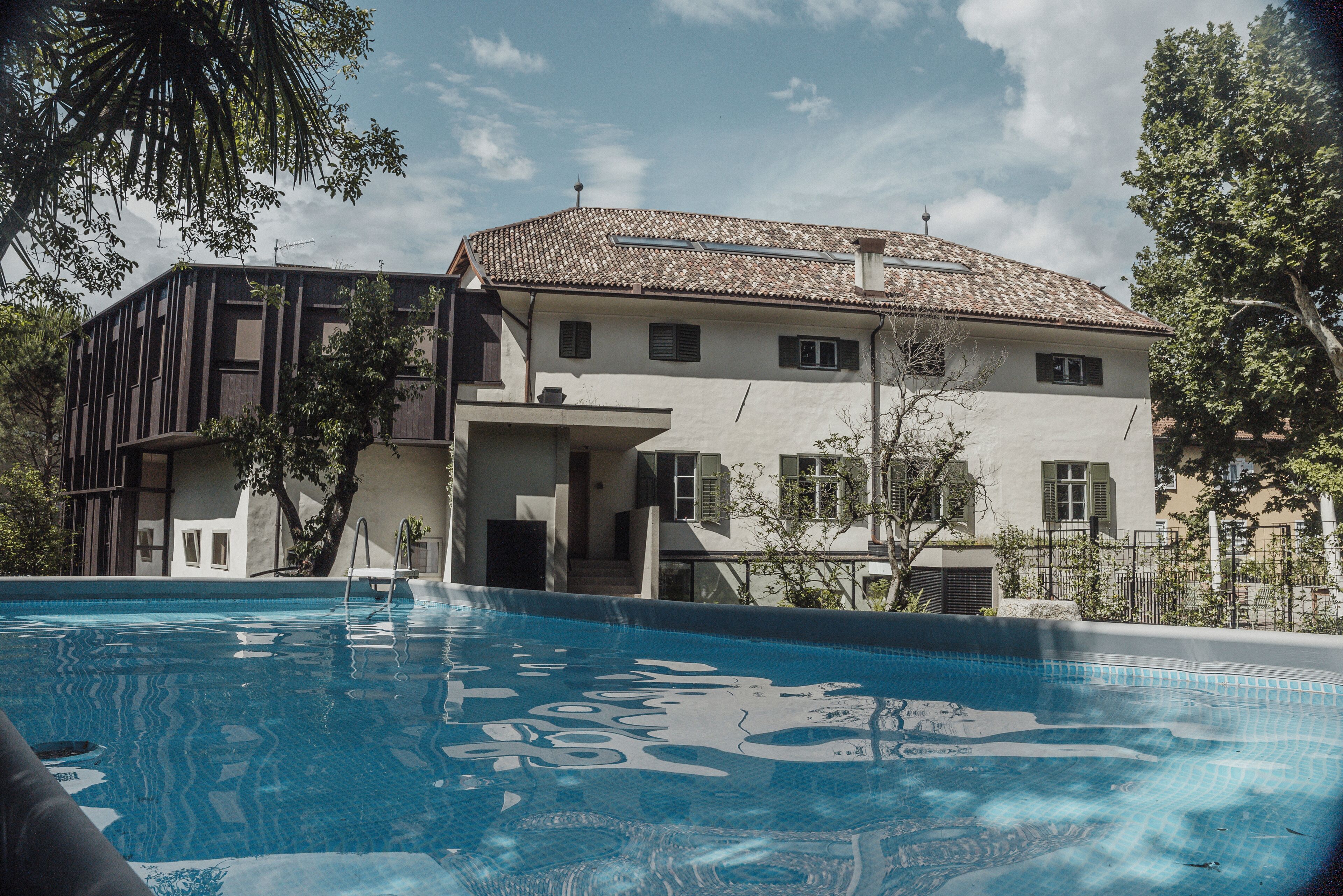 واجهة المنشأة