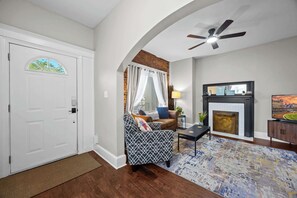 TV, offices - Riverview Escape in Walkable Historic District! (Jeffersonville)