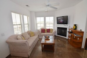Living area - Condo 67-3 El Dorado Ranch (San Felipe, Baja California)