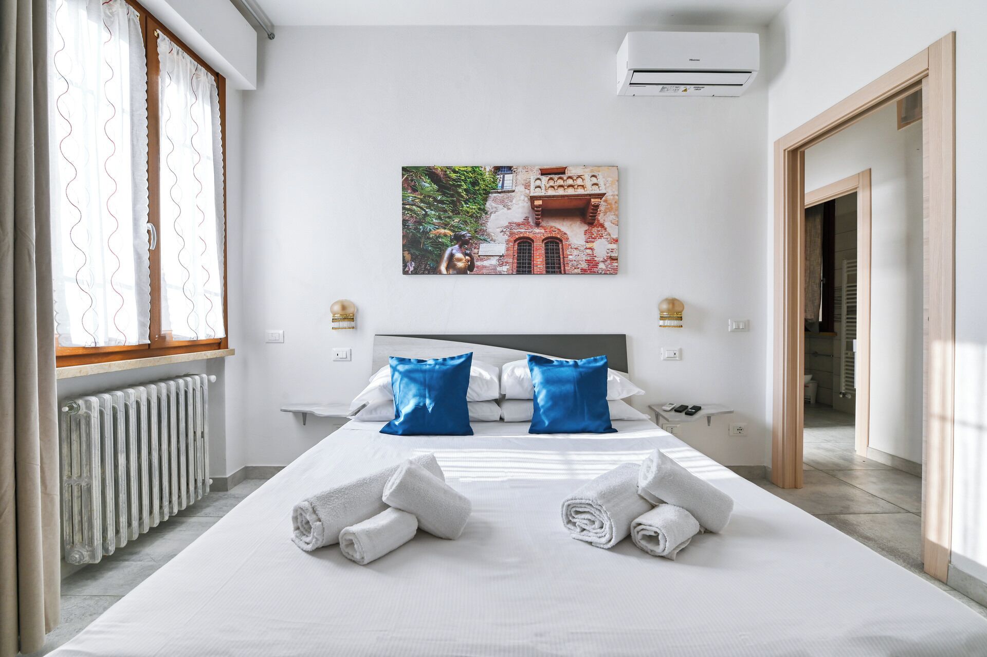 2 bedrooms, iron/ironing board, travel cot, free WiFi