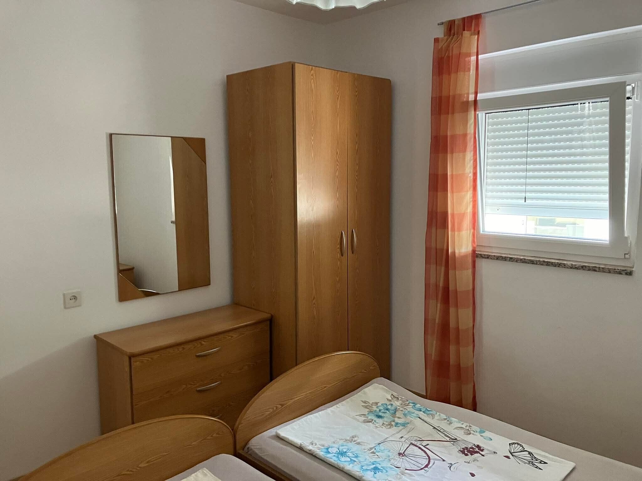 3 chambres, accès au Wi-Fi (inclus), literie fournie