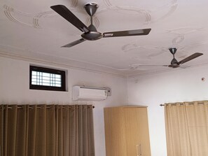 Miscellaneous - The Wings Home Experience Peace & Coziness 1 BHK (Varanasi)