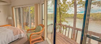 Hideaway in the Trees-#30-Lakefront/2BD/3BA/Pools/Grill/Dock/Firepit-4PP