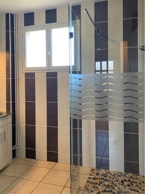 Shower, soap, toilet paper