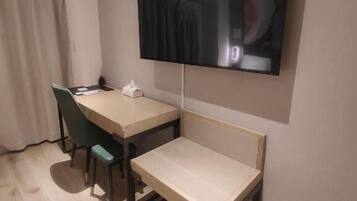 Soundproofing, iron/ironing board, free WiFi, bed sheets