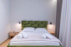 Kamar Triple Klasik | Seprai antialergi, Wi-Fi gratis, dan seprai linen