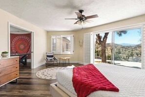 6 多间卧室、熨斗/熨衣板、旅行婴儿床、WiFi