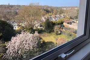 Interior - Apartmentsleeps2-seaside Escape-wifi-parking (Hastings)