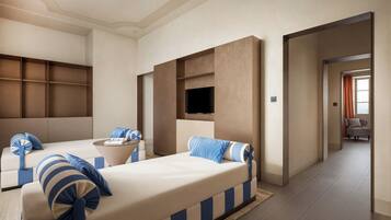 Luxury Studio Suite | Premium bedding, minibar, in-room safe, desk