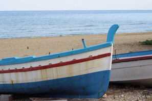 House, 1 Bedroom, Smoking, Patio | Beach