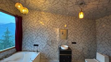 Toallas, jabón, papel de baño