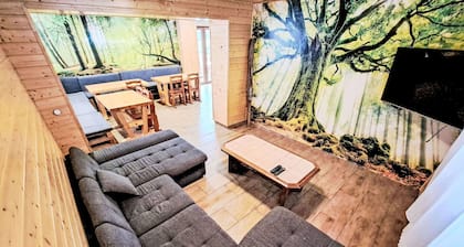 Magnifique maison de vacances privée avec WIFI, TV, terrasse, animaux admis et parking