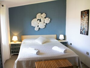 2 habitaciones, cuna de viaje y wifi gratis