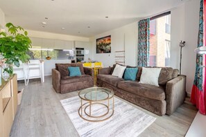 تلفزيون ذكي، كُتُب