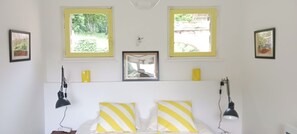 3 bedrooms, iron/ironing board, WiFi, bed sheets - House with breathtaking view of Baume-les-Messieurs abbey (Baume-les-Messieurs)