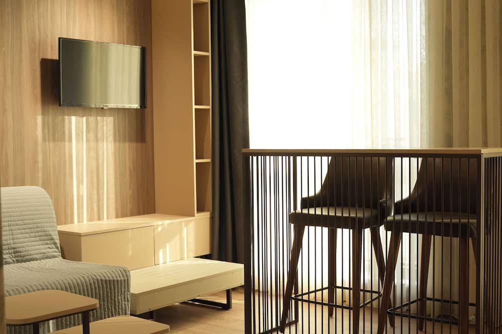 Arun Suites