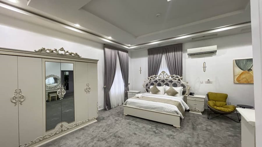 UrbanEdge Hotel
