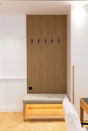 Luxury Apartment, Park View | Ruang tamu | TV Pintar, Netflix, perkhidmatan penstriman, monitor komputer 