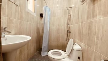 Superior Apartment, City View | Bathroom
