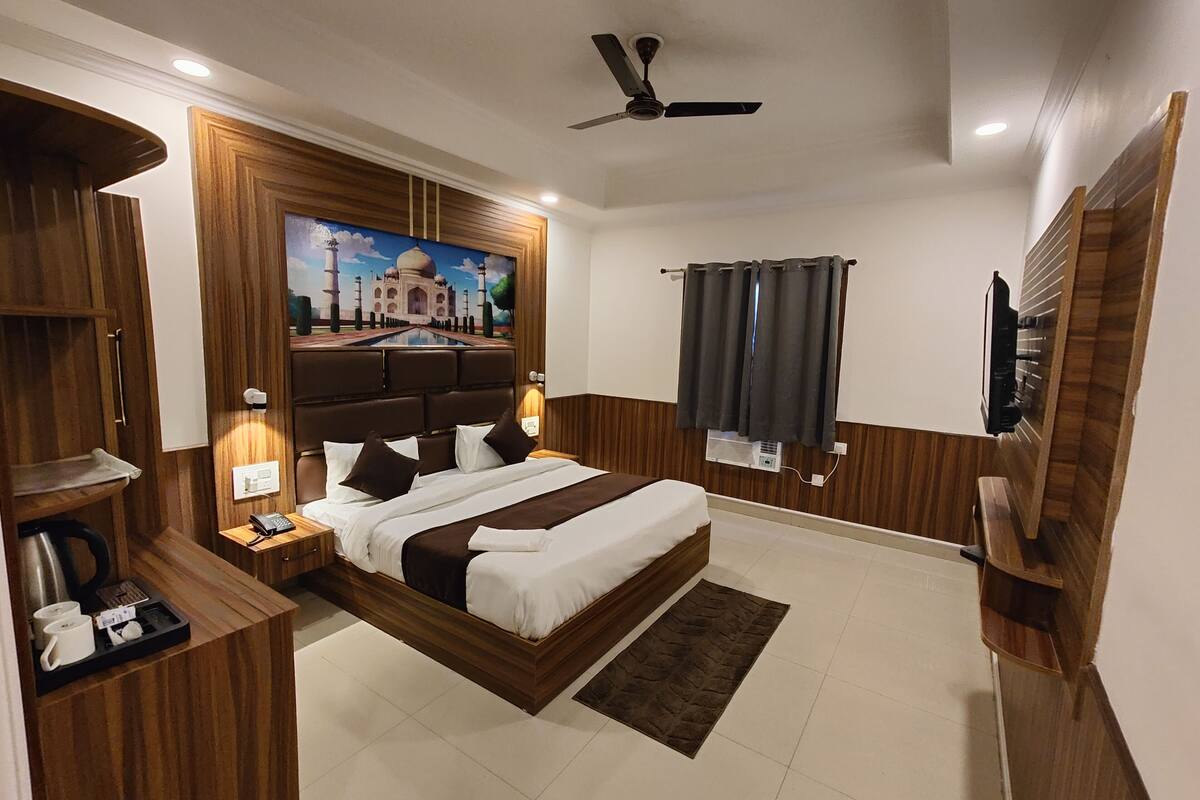 Luxury Room