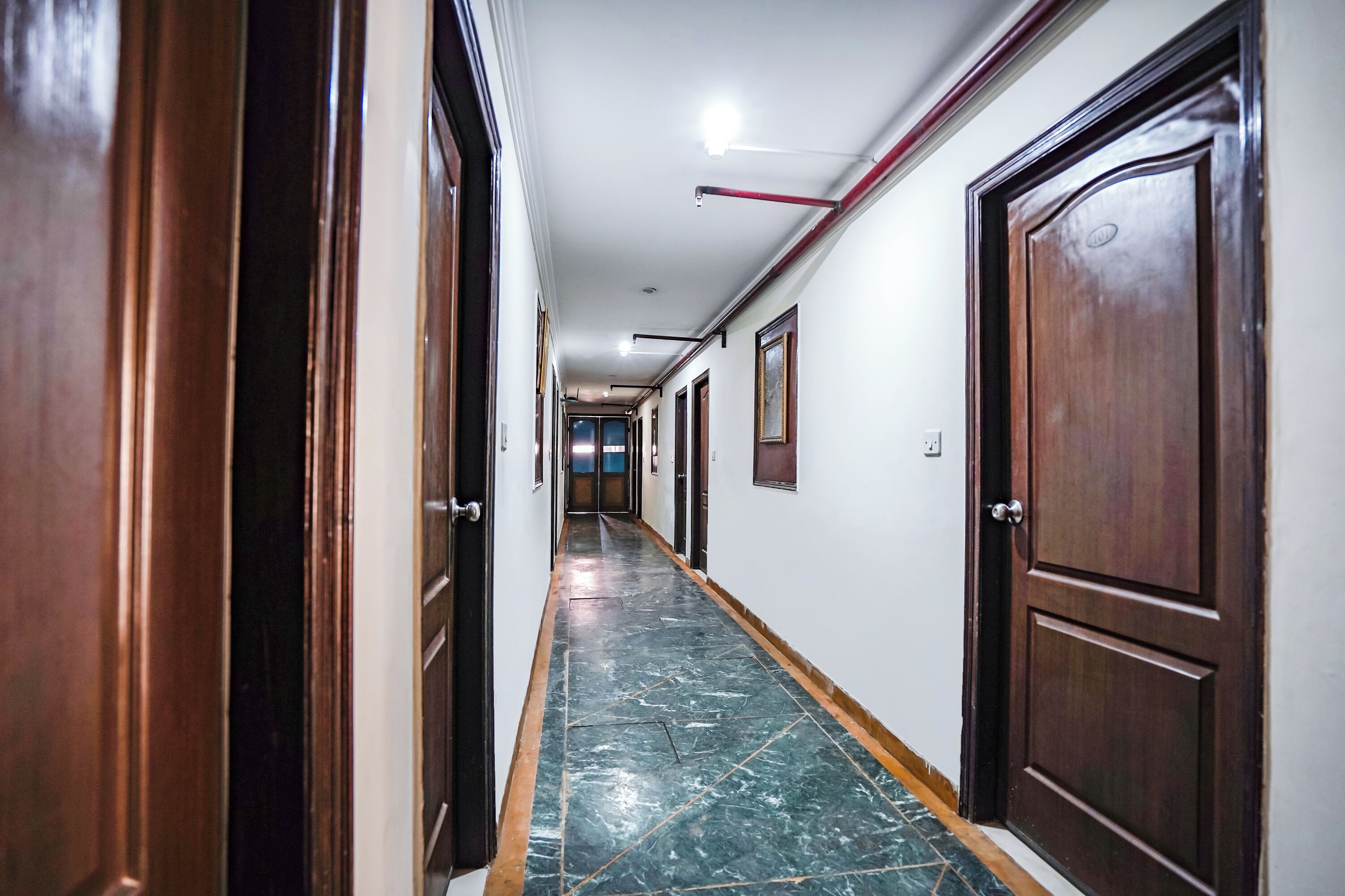 Foto - Hotel Luxeevista by Navodayans Agra